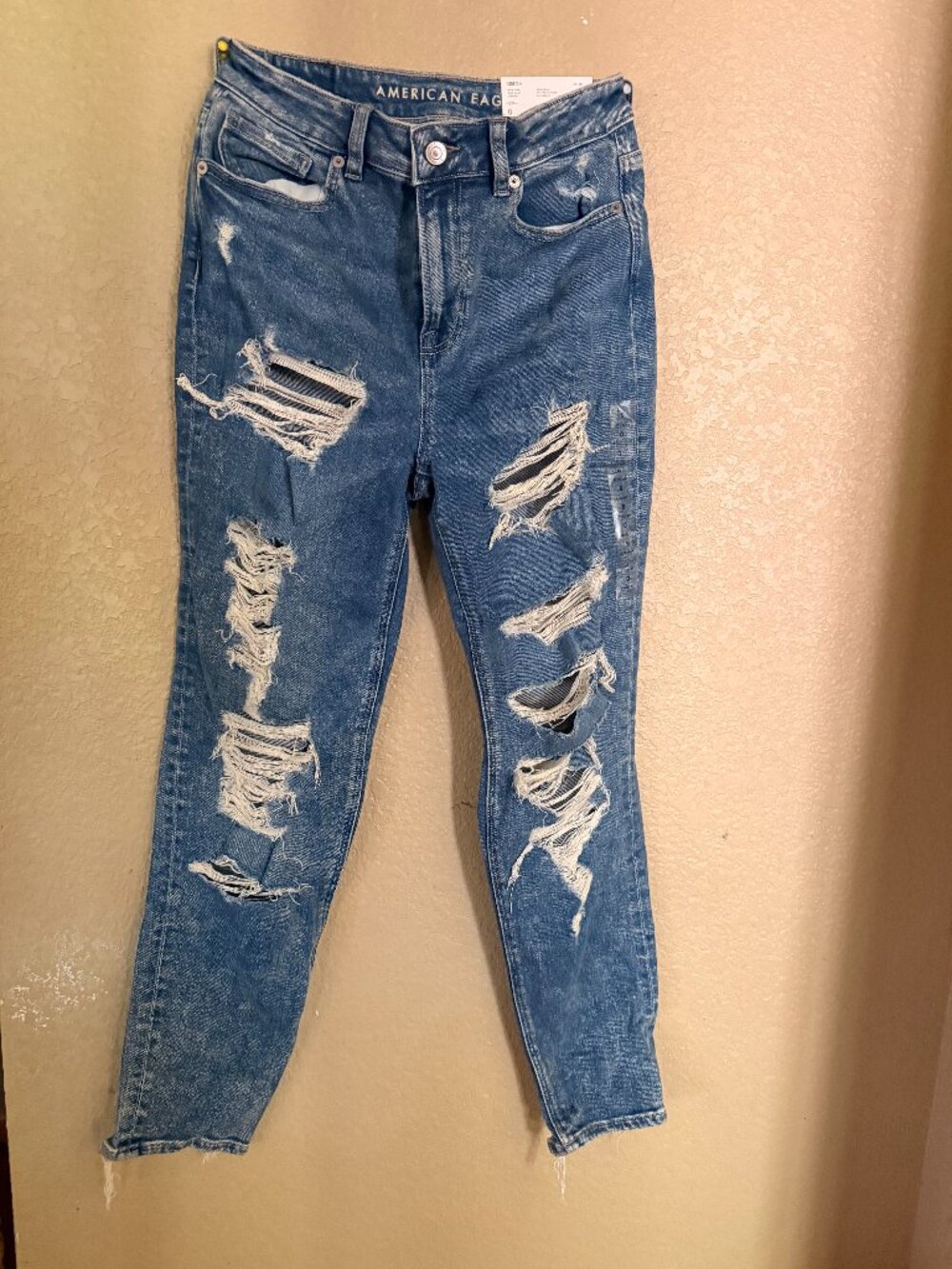 NWT American Eagle Mom Jean Size 0